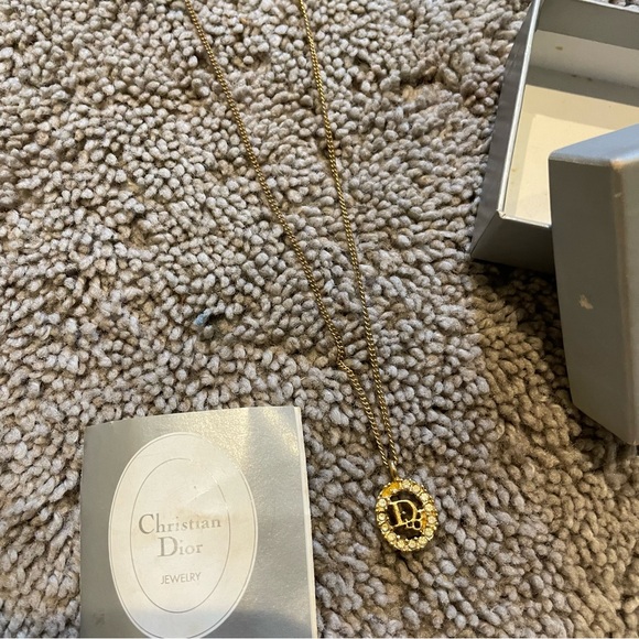 Dior necklace with box missing some ringstones - Picture 2 of 4